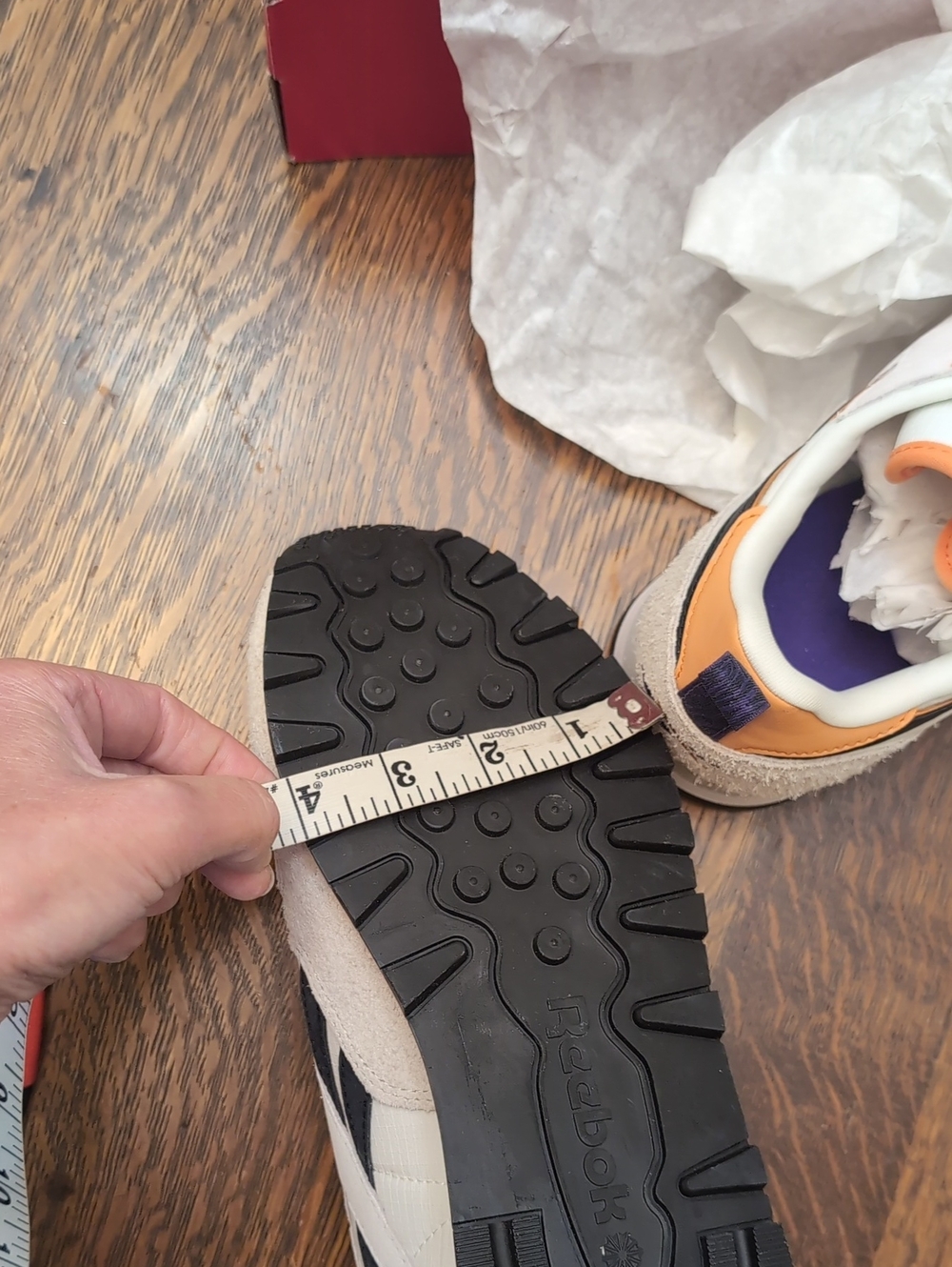 Classic Leather Reeboks - Picture 6 of 9